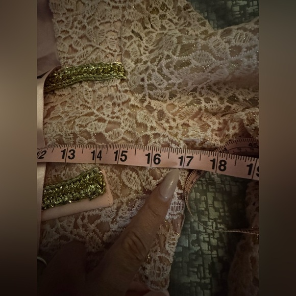 Bella Barnett Sasha Lace Dress - Picture 13 of 16